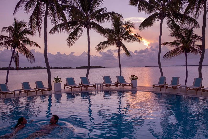 bungalows key largo pool.