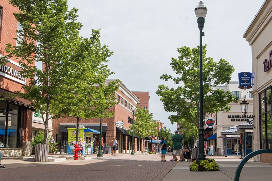 branson missouri street.